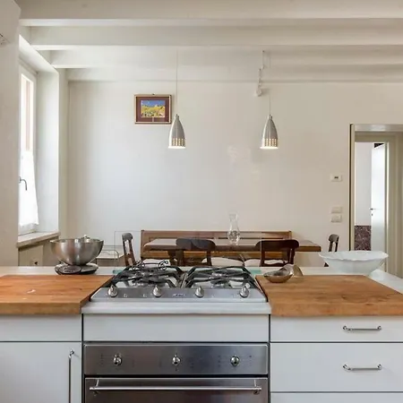 Like Apartment
